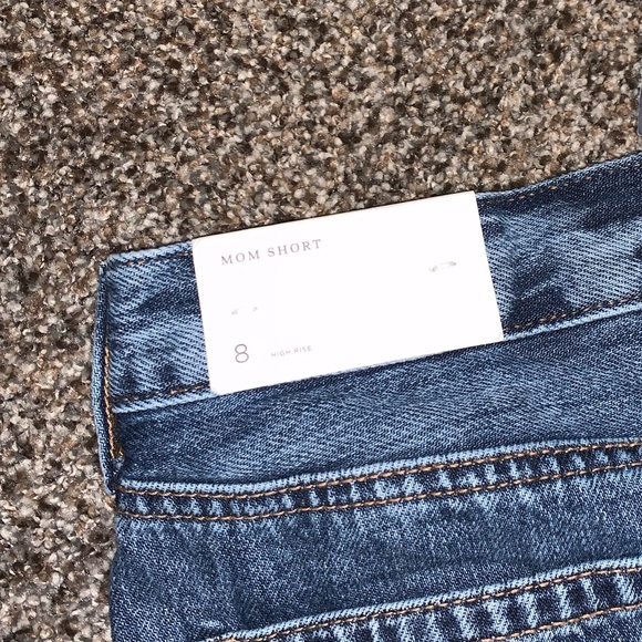 AE Jean mom shorts -high rise (women’s) - Picture 4 of 4